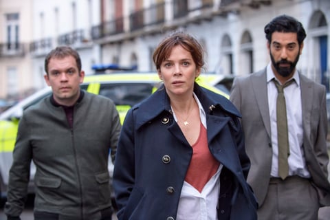 MARCELLA, TEMPORADA 2.
Mientras Marcella explora sus lagunas a través de la hipnoterapia, su hijo queda involucrado en la investigación de un asesino de niños con un modus operandi inusual.