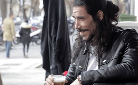Además el actor participa en obras de teatro y ha aparecido en videos musicales y spots publicitarios.