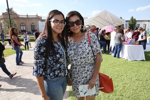 Liliana Mesta y Natalia Mesta.