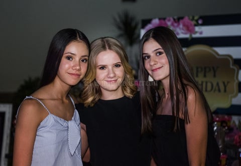 Astrid  Ana Sofia y Alexa