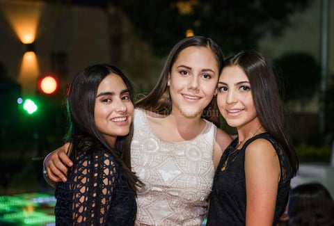 Maria Emilia  Lizeth y Fernanda