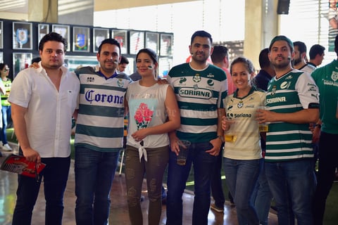 Gerardo  Fernando  Ximena  Jorge  Luisa y Cristopher