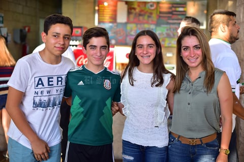 Ricky  Diego Julia e Ivette