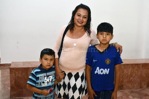 29052018 César, Dulce y Manuel.