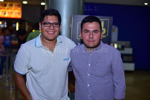 31052018 Carlos y David.
