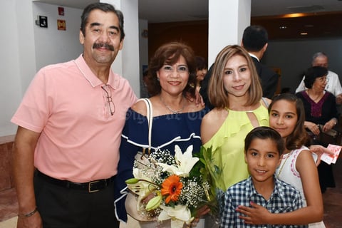 01062018 Jorge, Myrna, Verónica, Valeria y David.