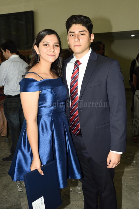02062018 CEREMONIA DE GRADUACIóN.  Luisa y Pablo.