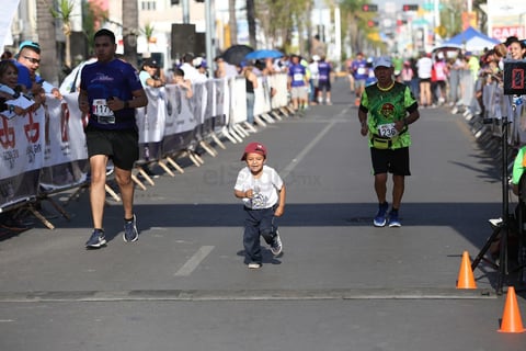 Corren Medio Maratón por la Libertad de Expresión