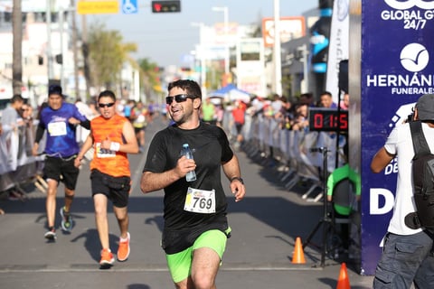 Corren Medio Maratón por la Libertad de Expresión