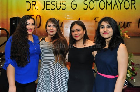 04062018 Vanessa, Salma, Elizabeth y Esmeralda.