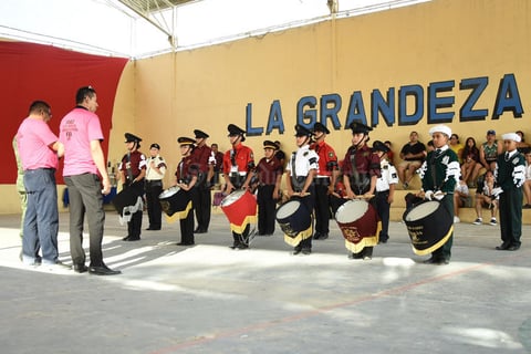 04062018 participan en concurso