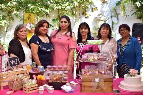 09062018 Gratos momentos disfrutaron las asistentes.