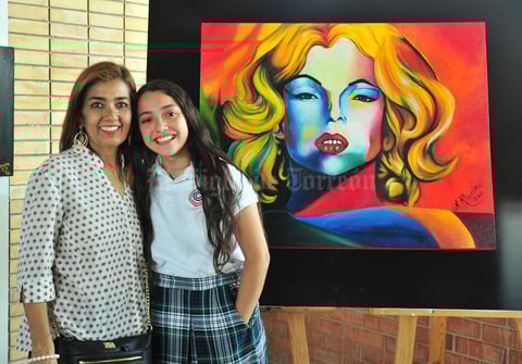 11062018 Livier Soriano con su alumna, Andrea Riquelme.