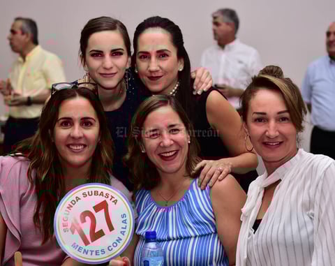 Marcela  Lorena  Guera  Ana Gaby y Manis