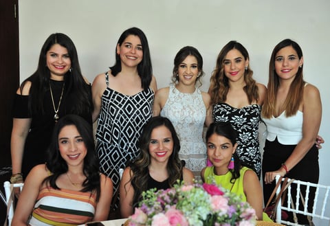 Ana Rosa con algunas de sus invitadas