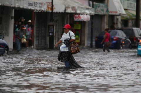 El fenómeno meteorológico que causó encharcamientos severos en algunos puntos de la ciudad.
