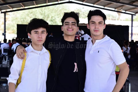 12062018 Roberto, Jared y Erick.