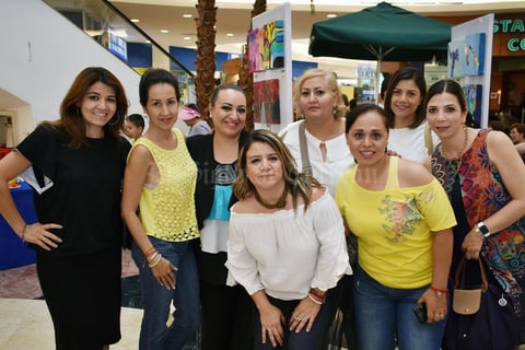 12062018 Sharon, Liz, Lizbeth, Rosy, Vanessa, Claudia, Diana y Lucía.
