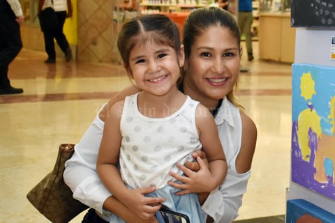 12062018 Emilia y Verónica.