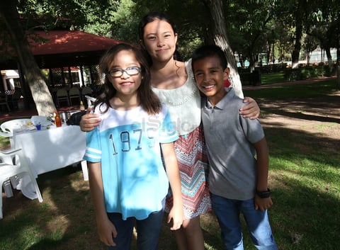 Emili, Vale y Sebastián.