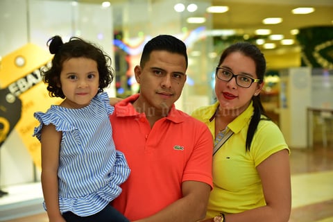 21062018 Jessica, Israel y Ana Sofía.