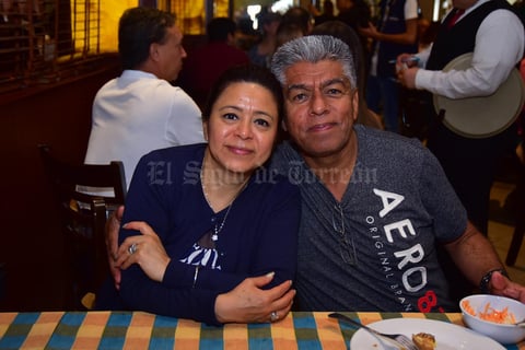 22062018 Gaby y David.