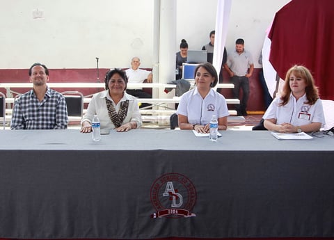 Emotiva despedida del Colegio Americano de Durango
