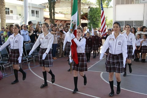 Emotiva despedida del Colegio Americano de Durango