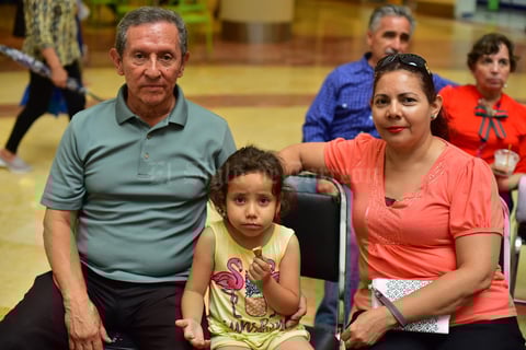23062018 Joaquín, Lía e Isela.