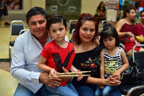 23062018 Eduardo, Edith, Elah y Eduardo.