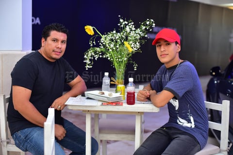 23062018 EN EVENTO DE LANZAMIENTO.  César y Freddy.