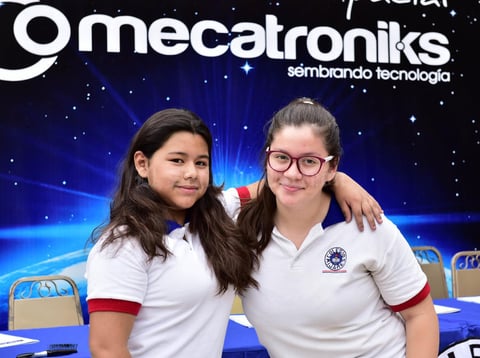 24062018 Galilea y Ana Laura.