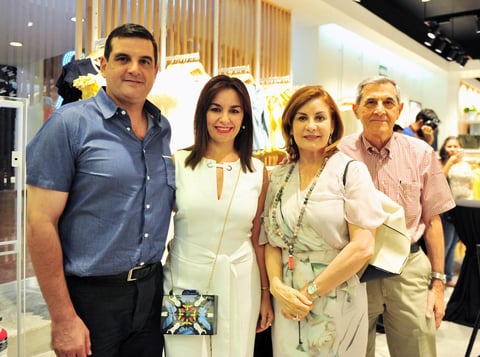 Alfredo  Anabel  Nury y Eduardo Murra