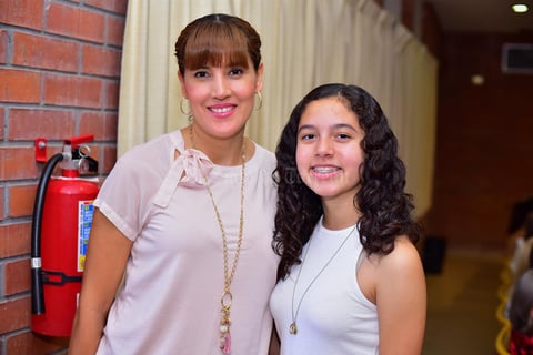 Yareli y Paola