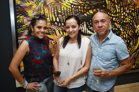Liz  Montserrat y Selim