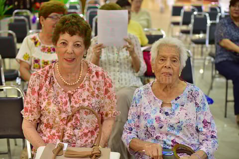 27062018 Armida y Lupita.