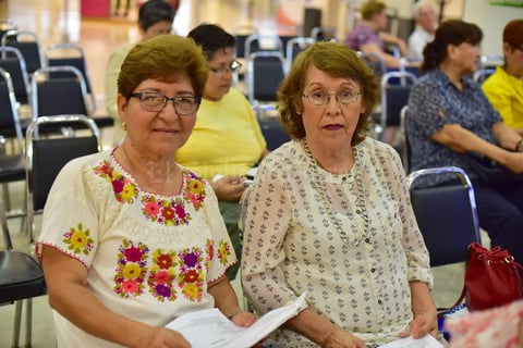 27062018 Sra. Barajas y Gloria.