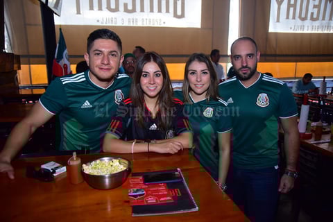28062018 'Chile', Diana, Karen y Jamil.