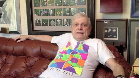 Además, Valada publicó un mensaje de despedida de Harlan Ellison: 'Durante un breve tiempo estuve aquí y durante un breve tiempo importé'.