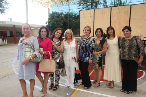 Emotiva reunión de ex alumnas del Colegio Sor Juana