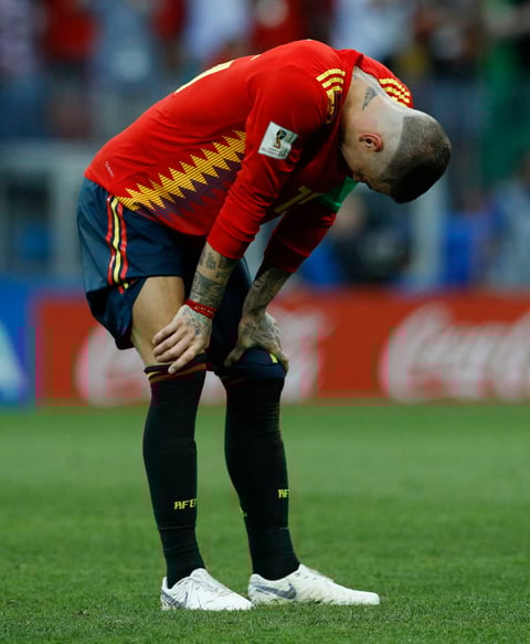 Ramos se lamenta tras el penal de Iago Aspas.