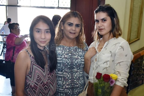 04072018 Martha Mariana, Silvia y Daniela.