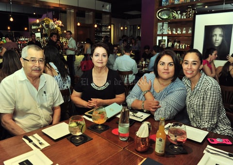 Agustín, Betty, Brenda y Vanessa
