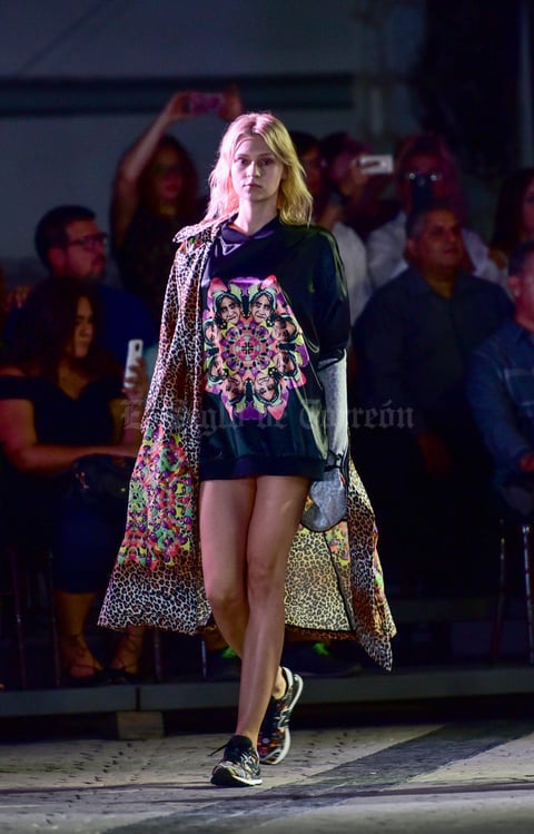 Fashion Show 18