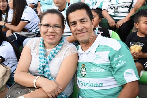 10072018 Lorena y Luis.