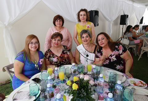 Despedida de soltera para Ana Bety Enríquez