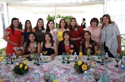 Despedida de soltera para Ana Bety Enríquez