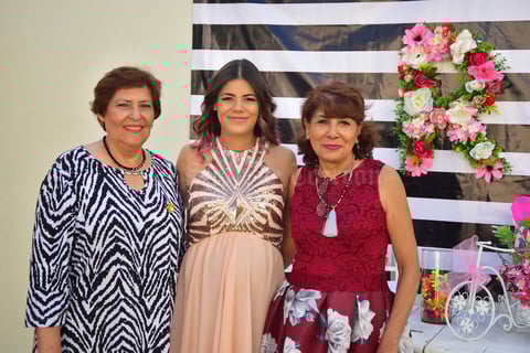 15072018 Martha Reyes, Yadira y su mamá, Blanca Vázquez.