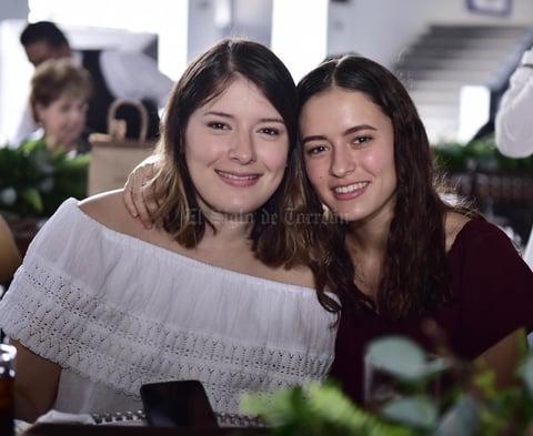 Maria Angela y Maria Elisa