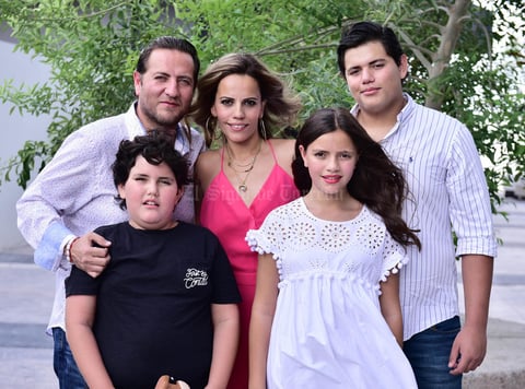 PabloTrujillo  Ana Paula Ibarra  Paulina  Patricio y Pablo Trujillo